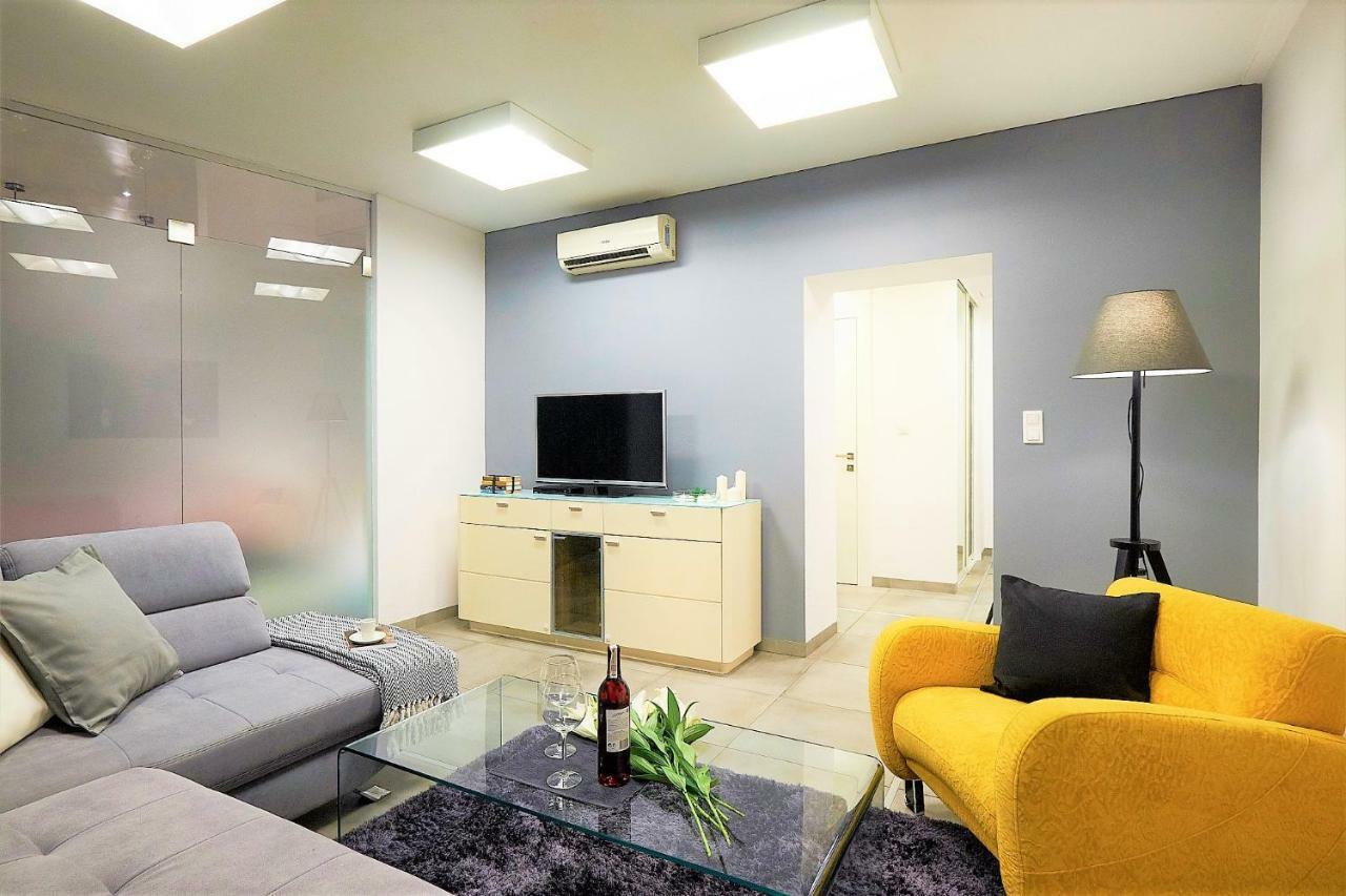 Xavier Boutique Apartment Warschau Buitenkant foto