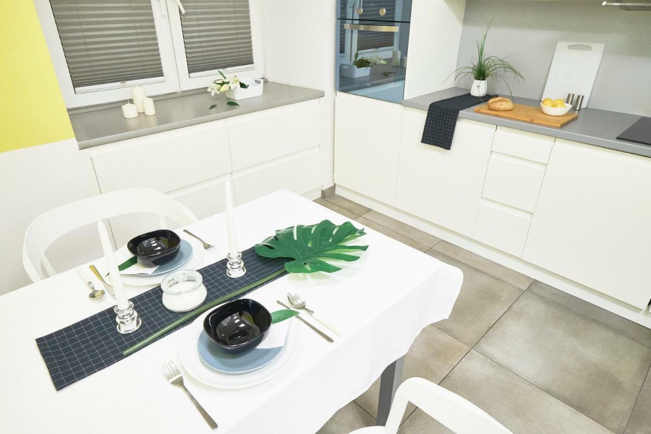 Xavier Boutique Apartment Warschau Buitenkant foto