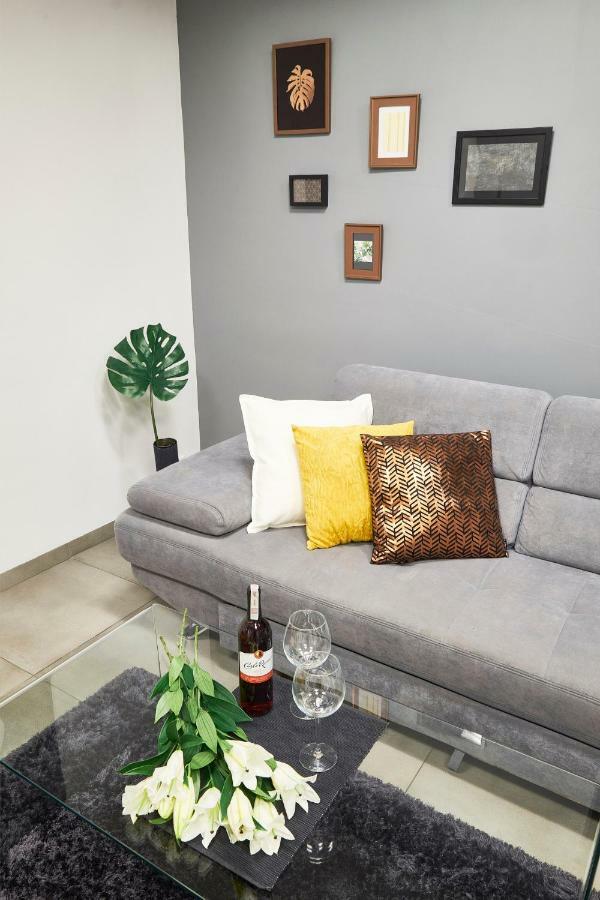 Xavier Boutique Apartment Warschau Buitenkant foto
